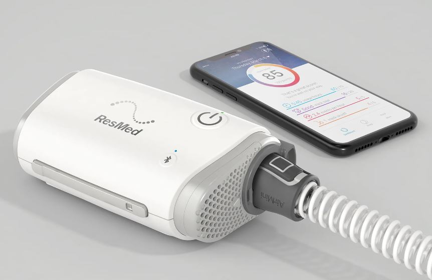 ResMed AirMini vs Traditional CPAP Machines
